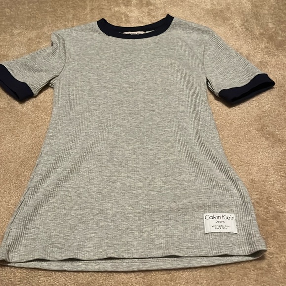 Like New Calvin Klein Top - Picture 1 of 6